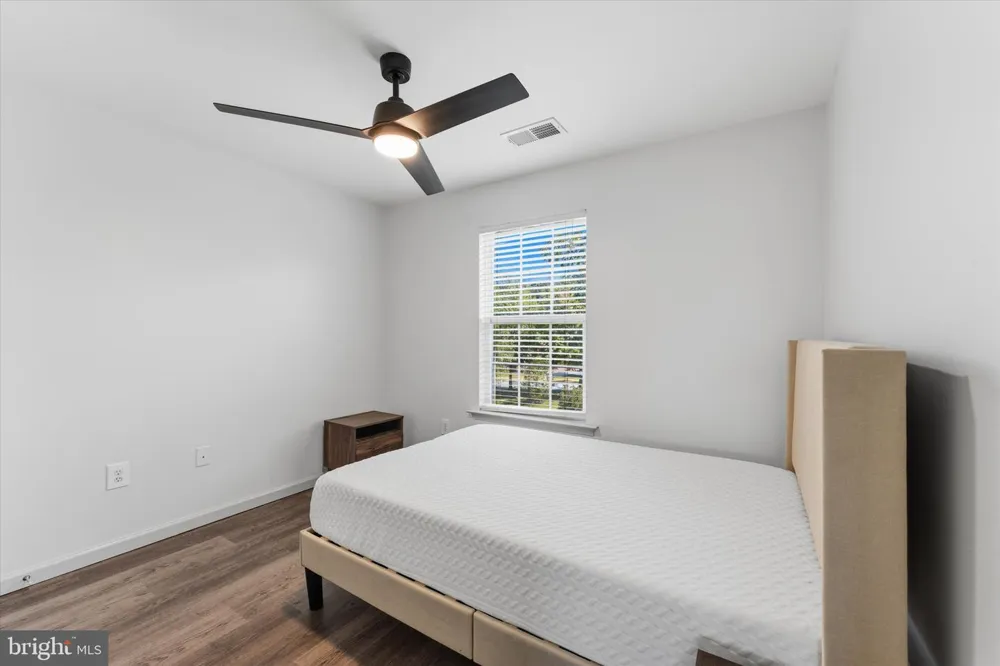 239 BUCKEYE CIRCLE La Plata, MD 20646