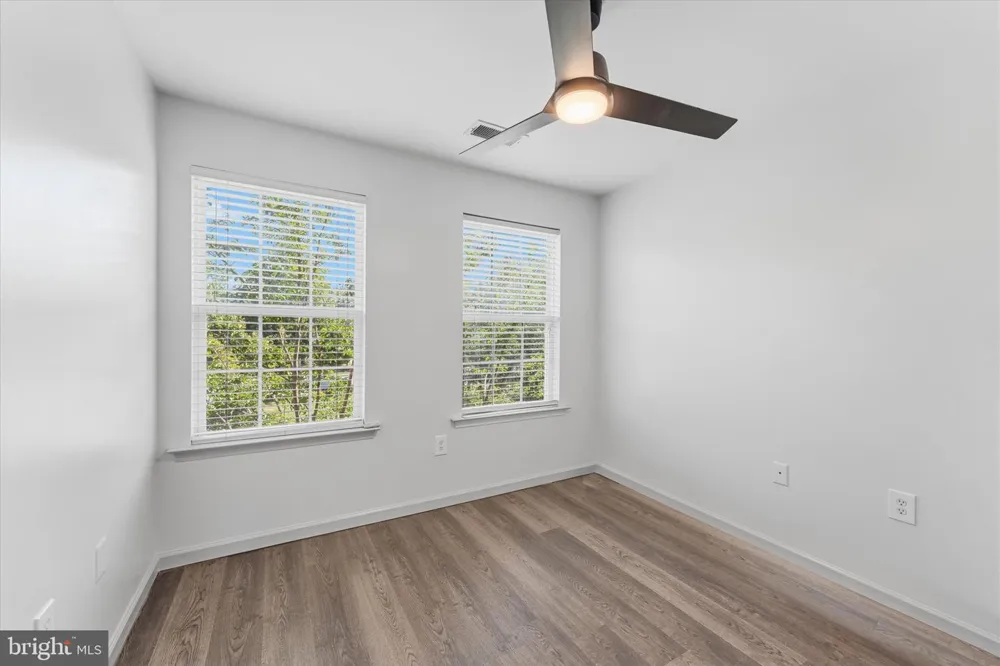 239 BUCKEYE CIRCLE La Plata, MD 20646