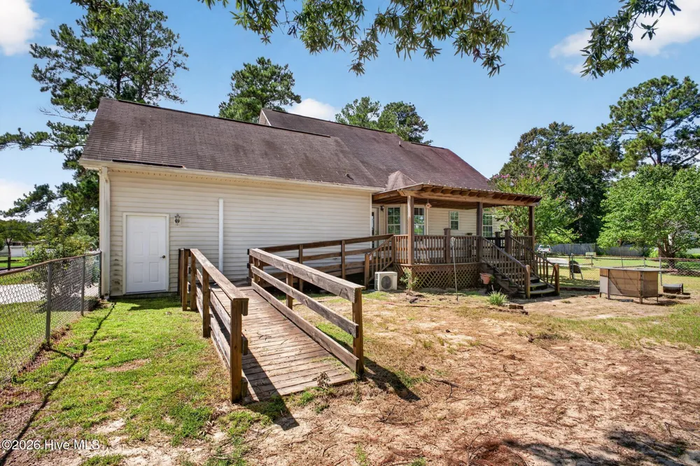1072 Meadow Lane Barnwell, SC 29812