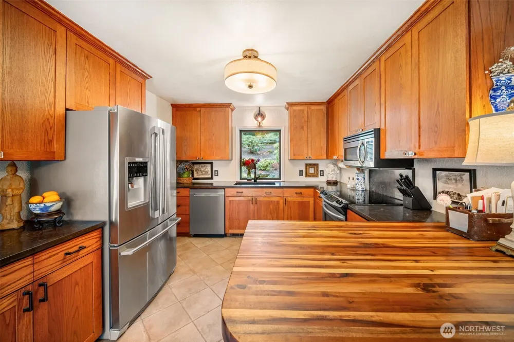 5125 Wild Goose Lane NW Olympia, WA 98502