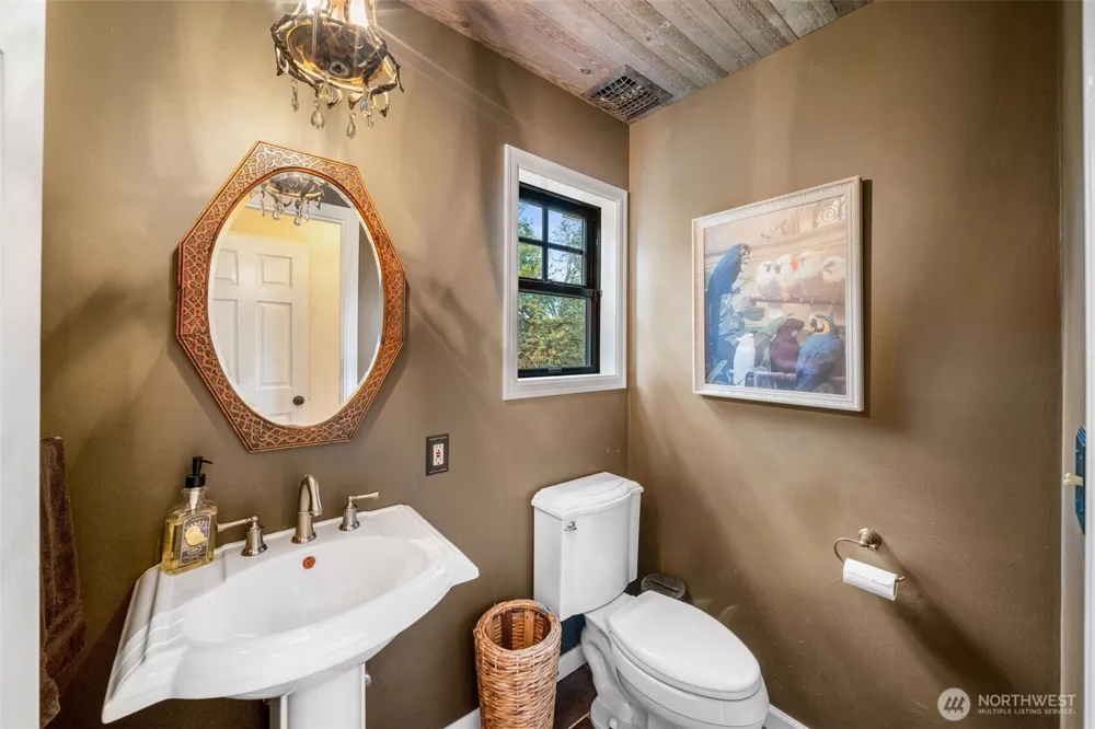 5125 Wild Goose Lane NW Olympia, WA 98502