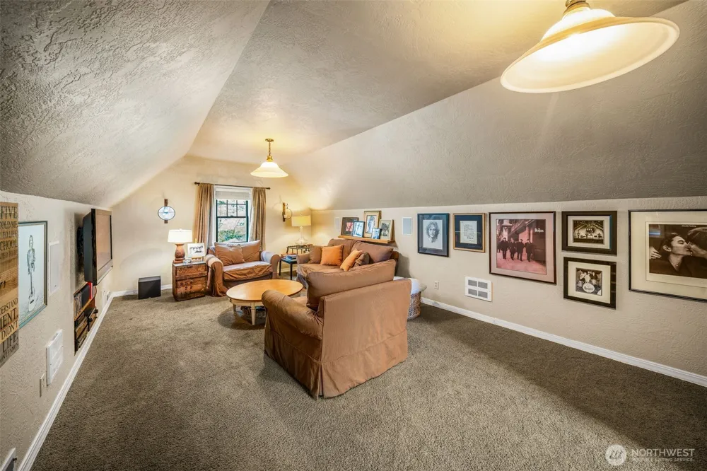 5125 Wild Goose Lane NW Olympia, WA 98502