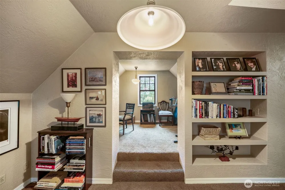5125 Wild Goose Lane NW Olympia, WA 98502
