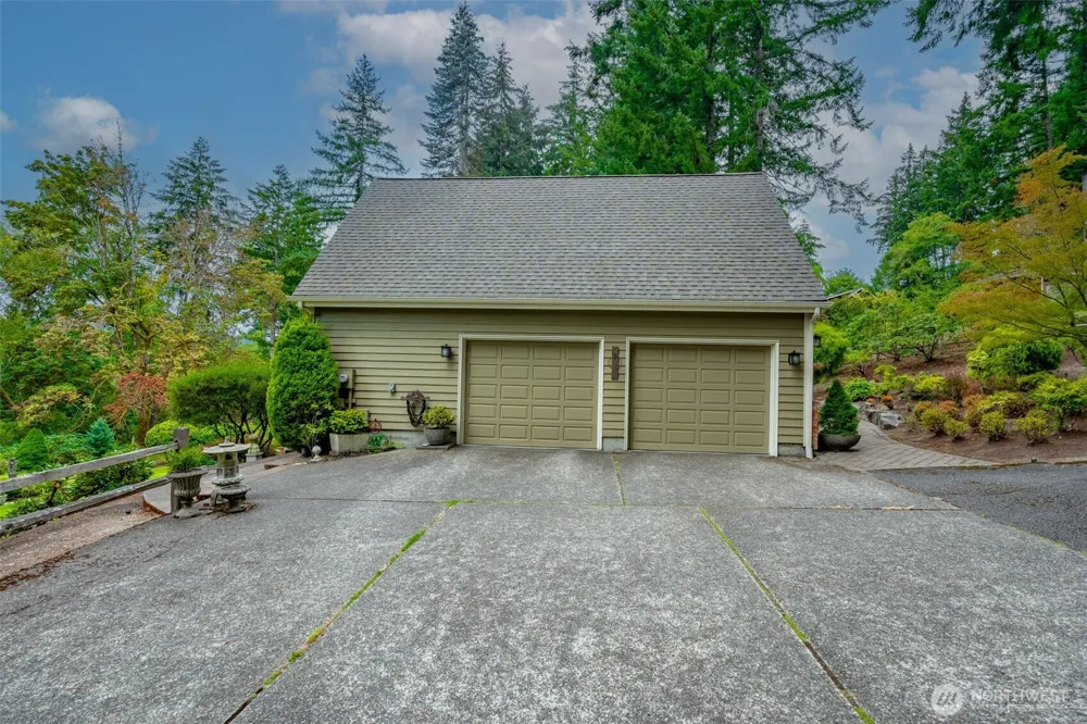 5125 Wild Goose Lane NW Olympia, WA 98502