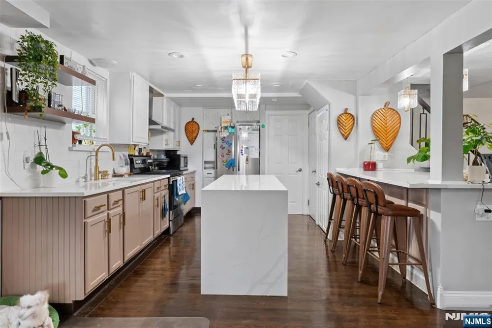 49 Hillcrest Drive Liberty, NJ 07838