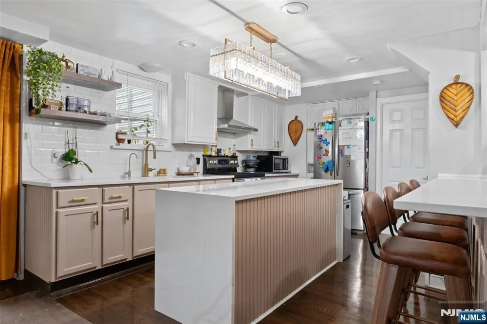 49 Hillcrest Drive Liberty, NJ 07838