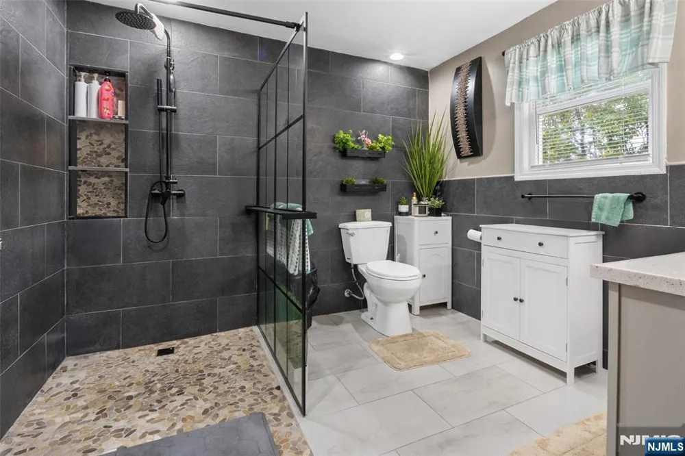 49 Hillcrest Drive Liberty, NJ 07838