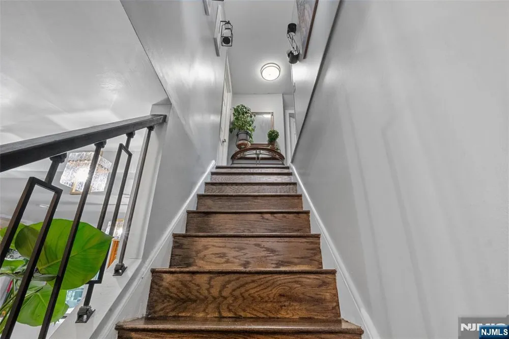 49 Hillcrest Drive Liberty, NJ 07838