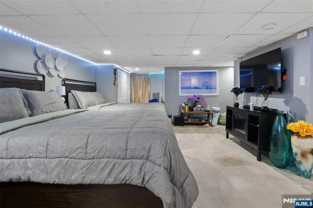 49 Hillcrest Drive Liberty, NJ 07838