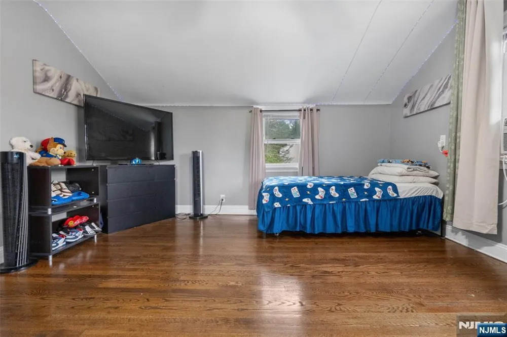 49 Hillcrest Drive Liberty, NJ 07838