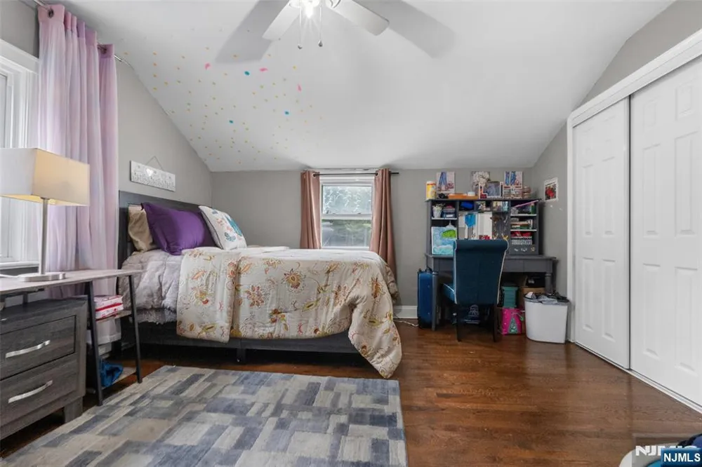 49 Hillcrest Drive Liberty, NJ 07838