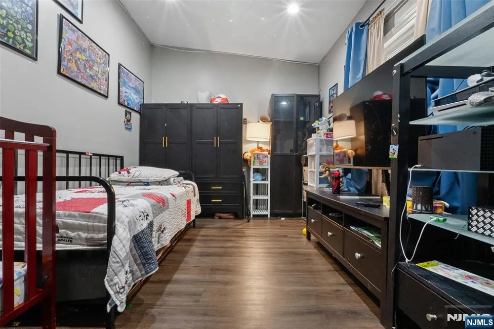 49 Hillcrest Drive Liberty, NJ 07838