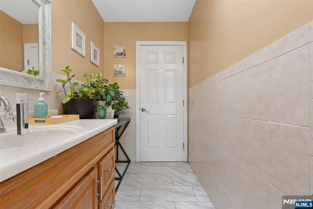 49 Hillcrest Drive Liberty, NJ 07838