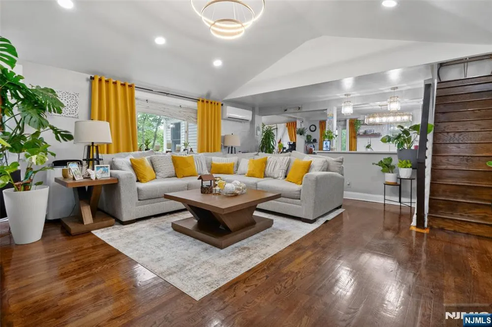 49 Hillcrest Drive Liberty, NJ 07838