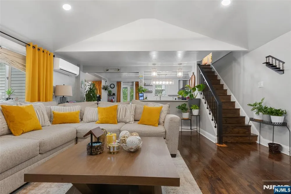49 Hillcrest Drive Liberty, NJ 07838