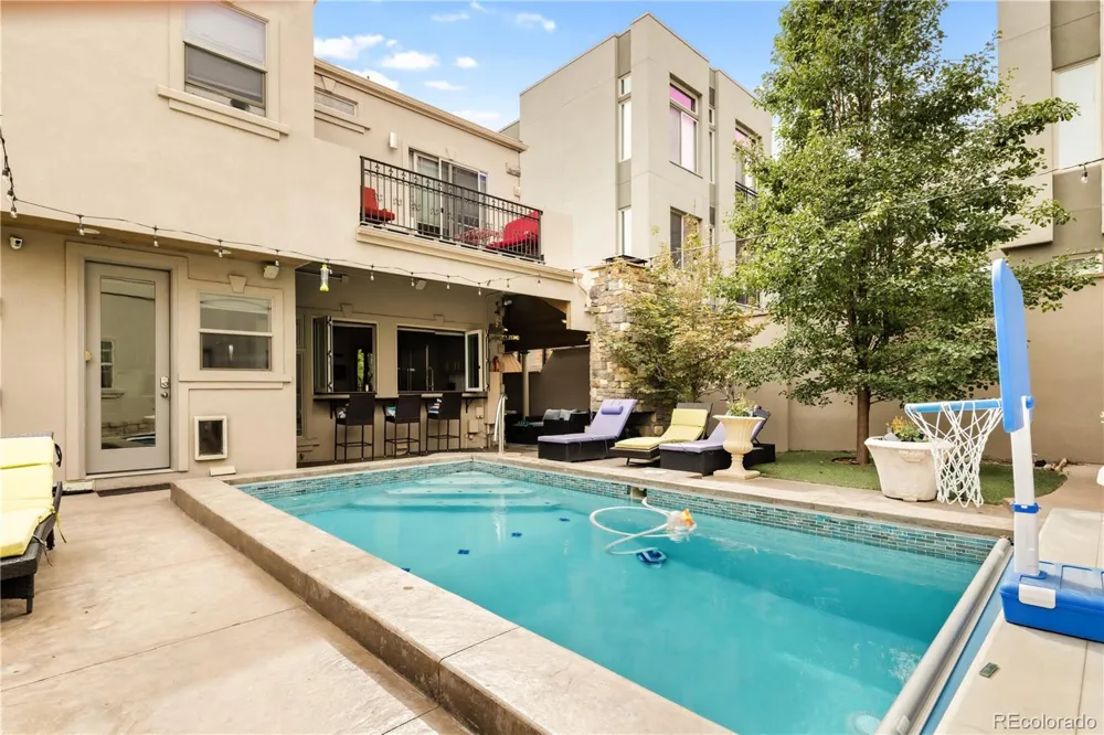 2823 Vallejo Street Denver, CO 80211
