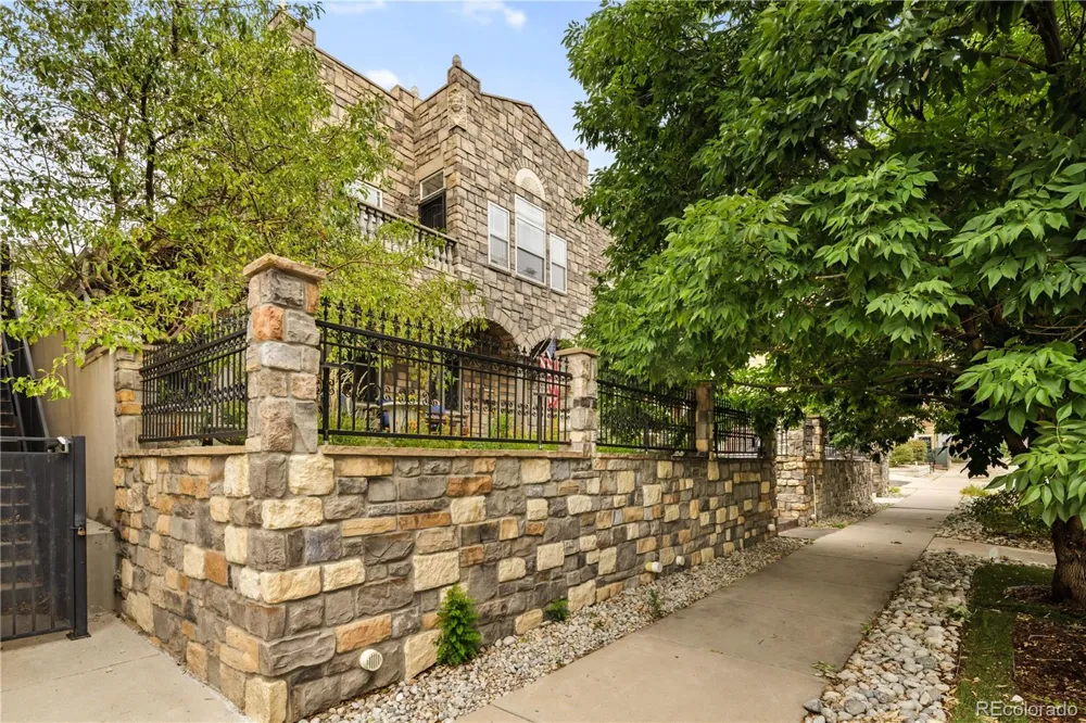 2823 Vallejo Street Denver, CO 80211