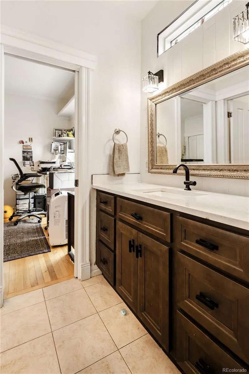 2823 Vallejo Street Denver, CO 80211