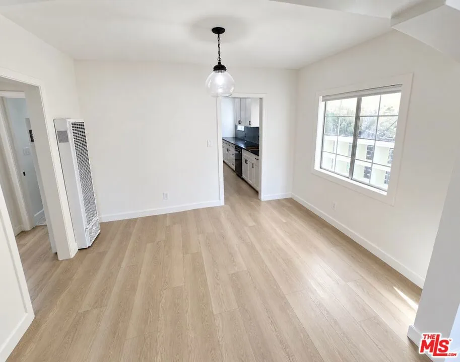 3957 Tivoli Avenue Los Angeles, CA 90066