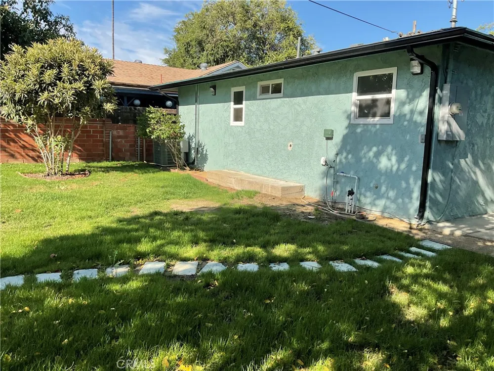 13264 2nd Chino, CA 91710