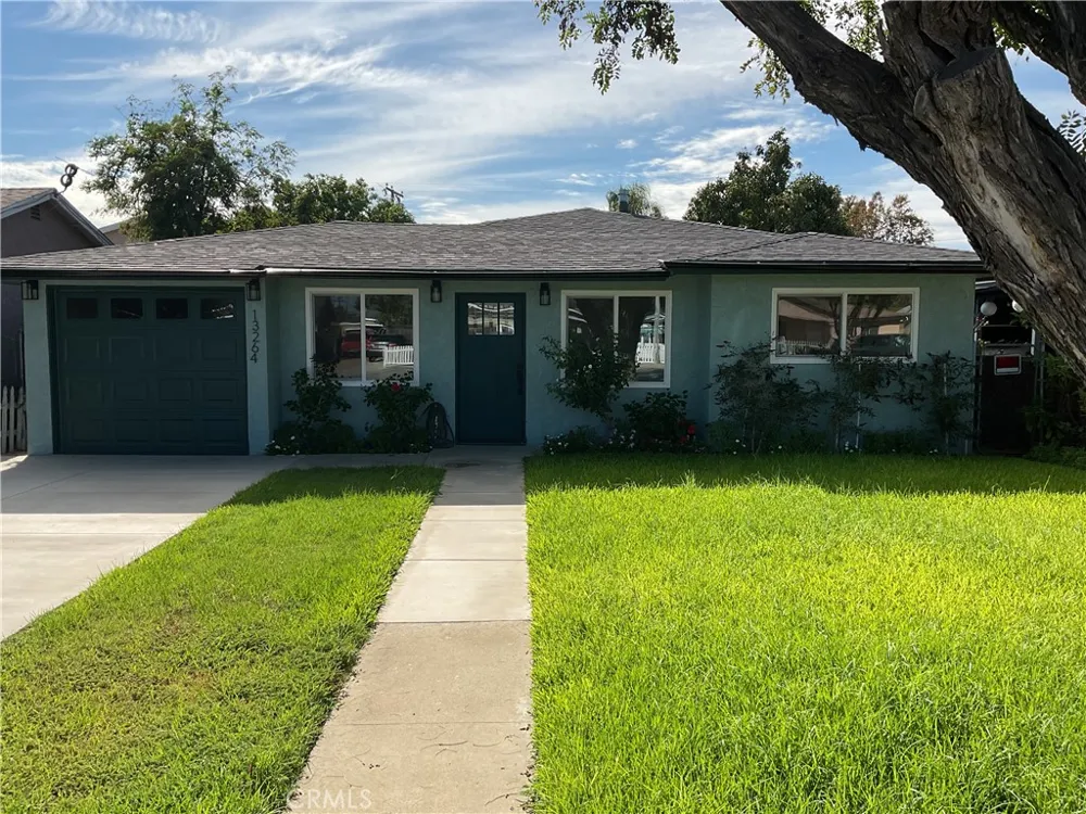 13264 2nd Chino, CA 91710