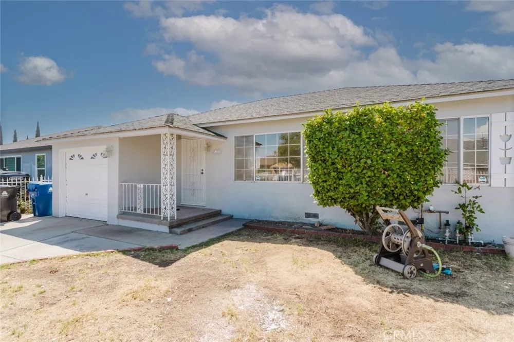7737 Cleon Avenue Sun Valley, CA 91352