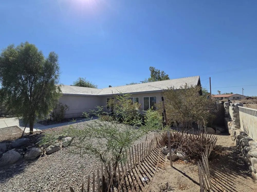 1553 Black Sea Avenue Thermal, CA 92274