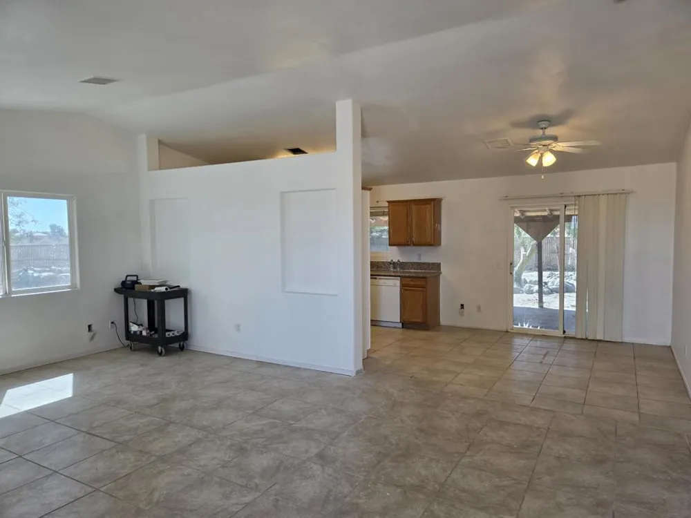 1553 Black Sea Avenue Thermal, CA 92274