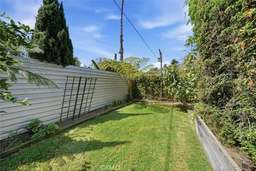 22209 Denker Los Angeles, CA 90501
