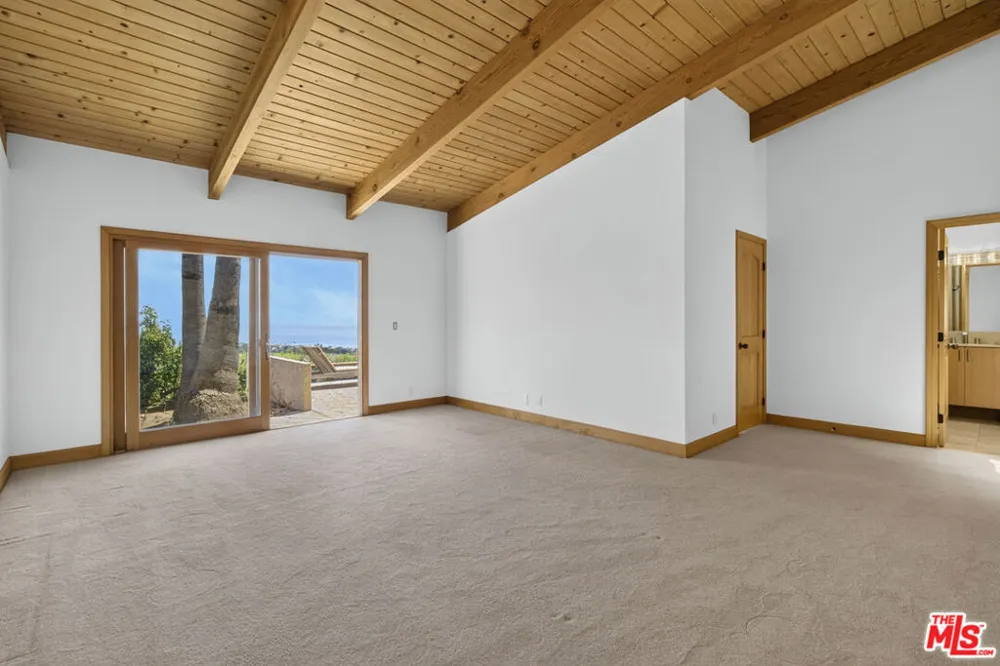 23907 Malibu Knolls Road Malibu, CA 90265