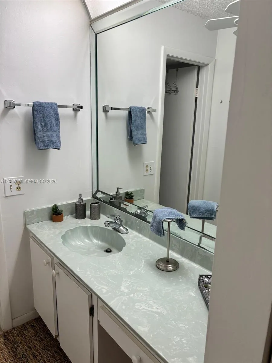 1969 SW 15th St #93 Deerfield Beach, FL 33442