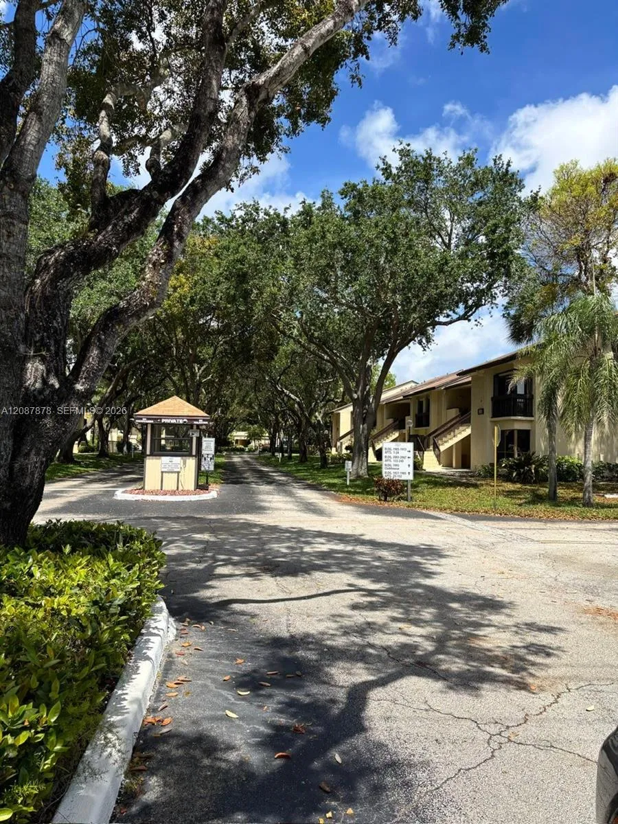 1969 SW 15th St #93 Deerfield Beach, FL 33442