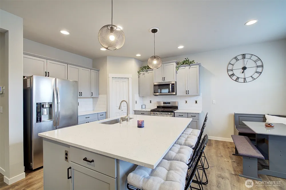 3420 104th Drive NE Lake Stevens, WA 98258