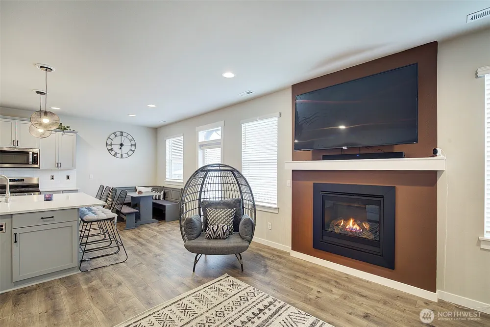 3420 104th Drive NE Lake Stevens, WA 98258