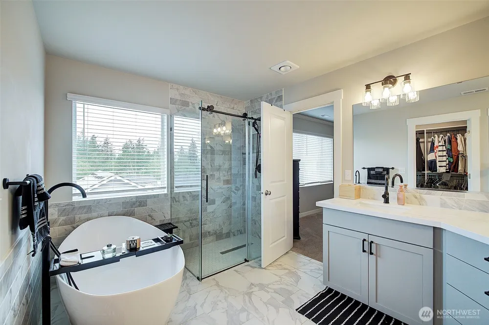 3420 104th Drive NE Lake Stevens, WA 98258