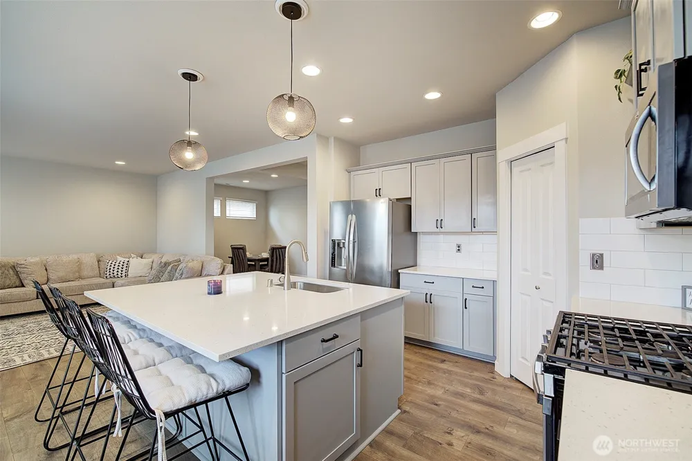 3420 104th Drive NE Lake Stevens, WA 98258