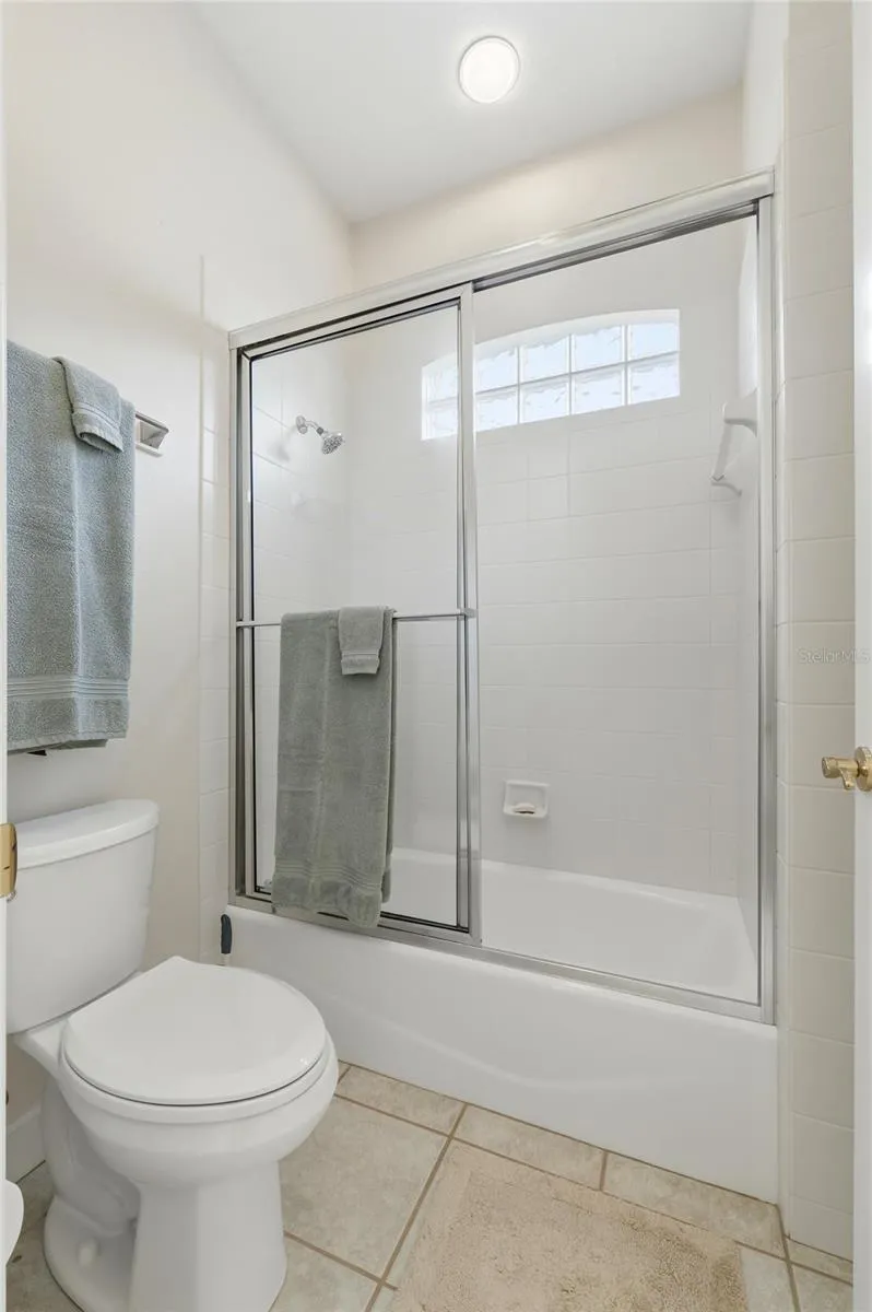 106 JARDIN LANE Winter Haven, FL 33884
