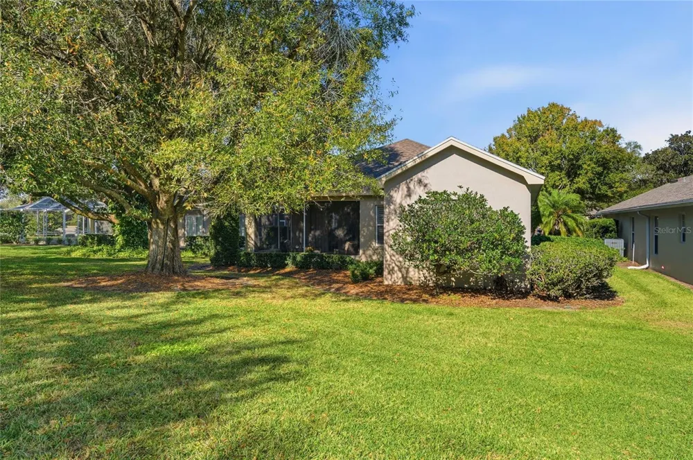 106 JARDIN LANE Winter Haven, FL 33884
