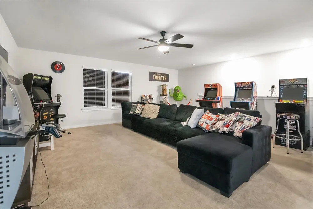 3987 MEANDERING BAY DRIVE Apopka, FL 32712