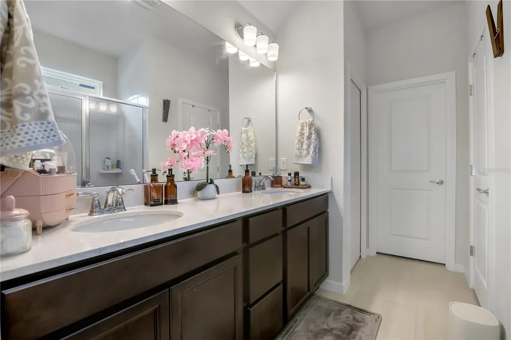 3987 MEANDERING BAY DRIVE Apopka, FL 32712