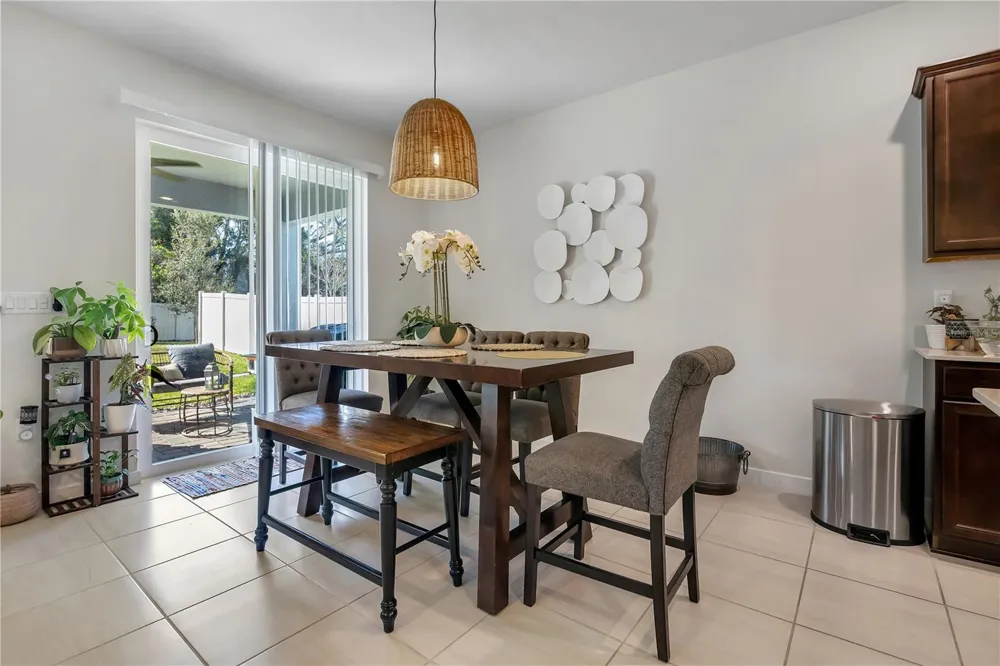3987 MEANDERING BAY DRIVE Apopka, FL 32712