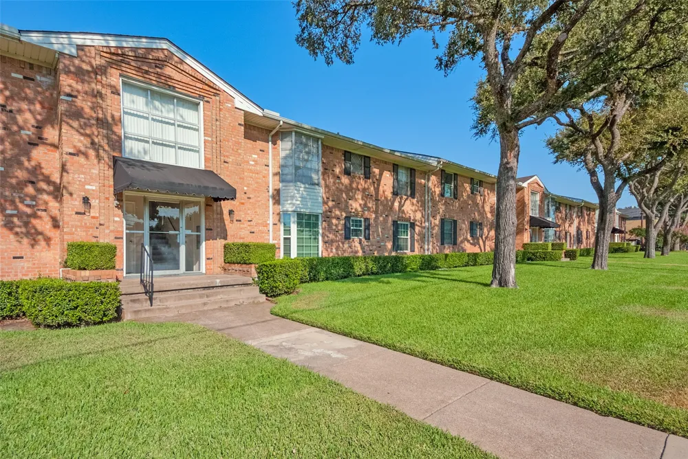 4709 Skillman Street #B Dallas, TX 75206