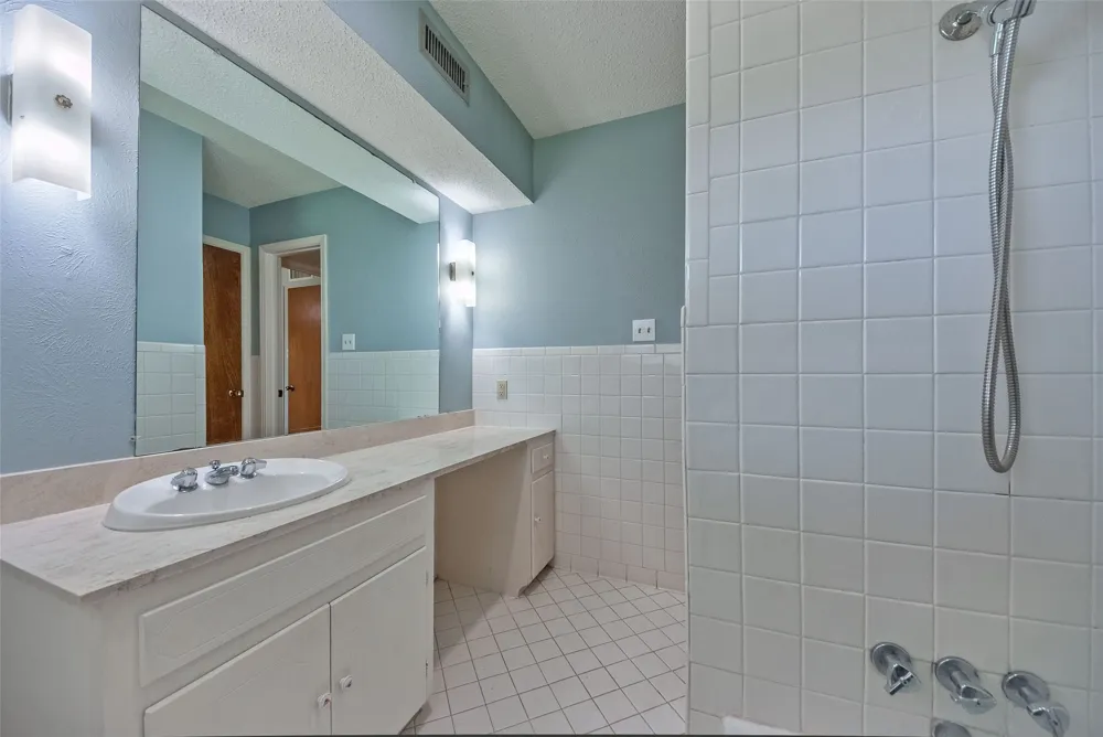 4709 Skillman Street #B Dallas, TX 75206