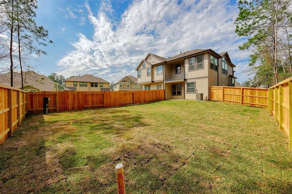 115 Handley Drive Montgomery, TX 77316