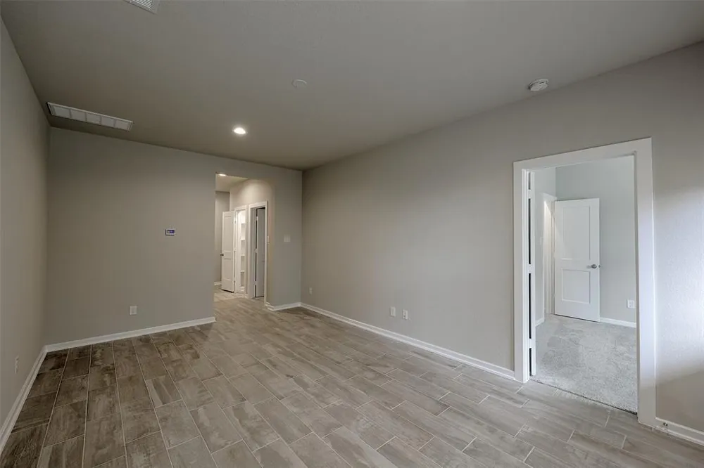 115 Handley Drive Montgomery, TX 77316