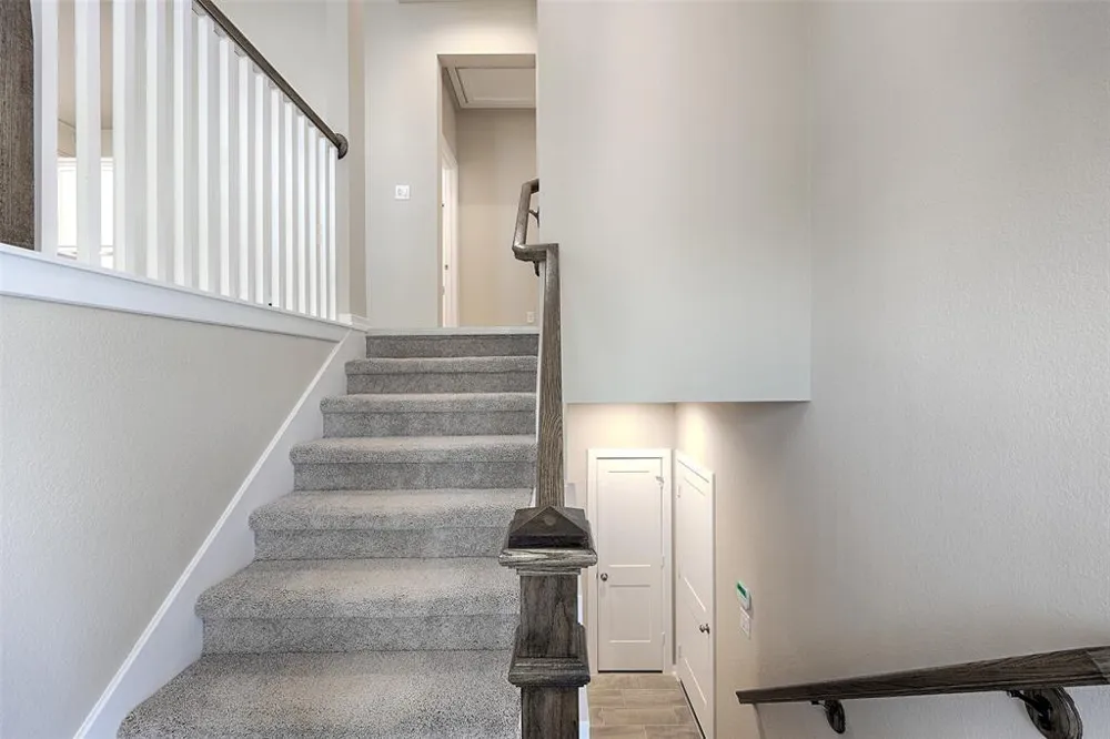 115 Handley Drive Montgomery, TX 77316