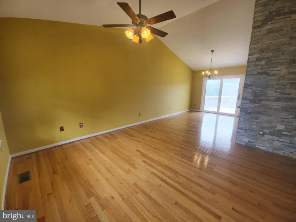 7481 TERRI LANE Rixeyville, VA 22737