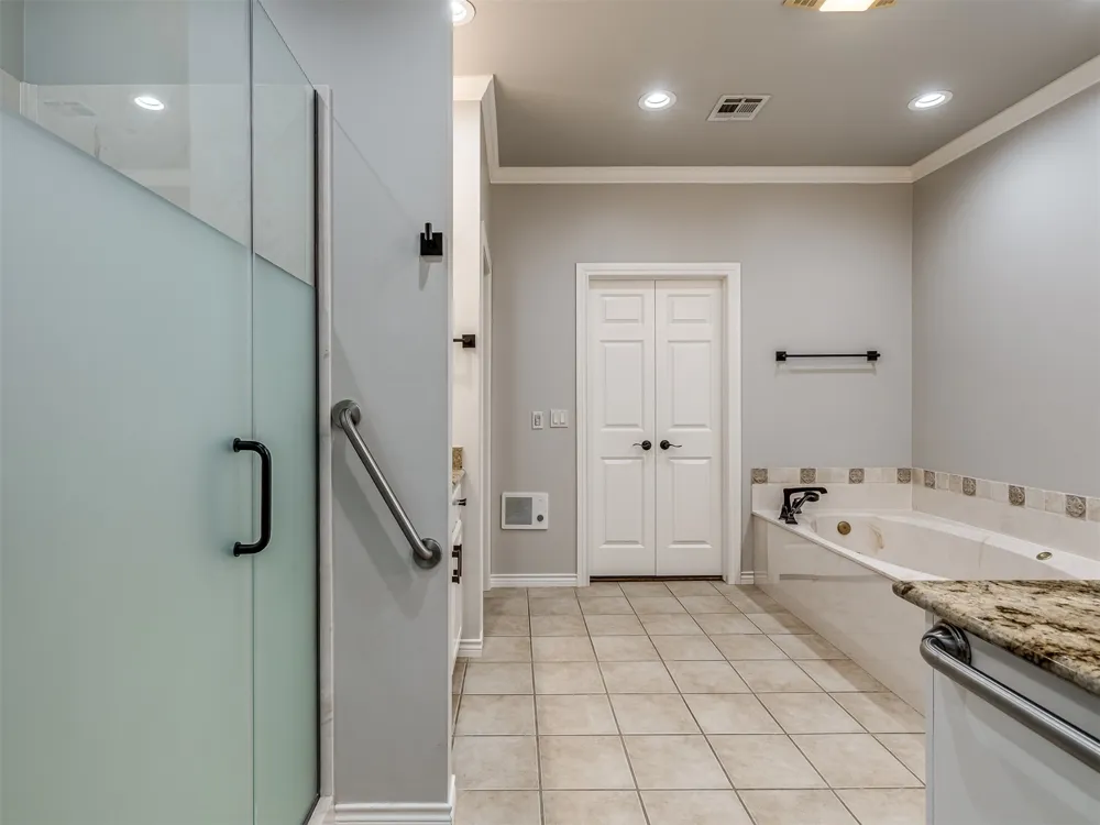 10137 S 77th EastPlace Jenks, OK 74133