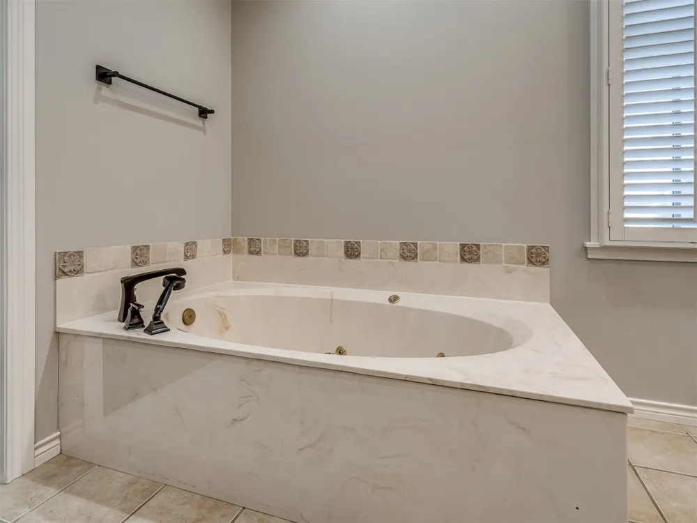 10137 S 77th EastPlace Jenks, OK 74133