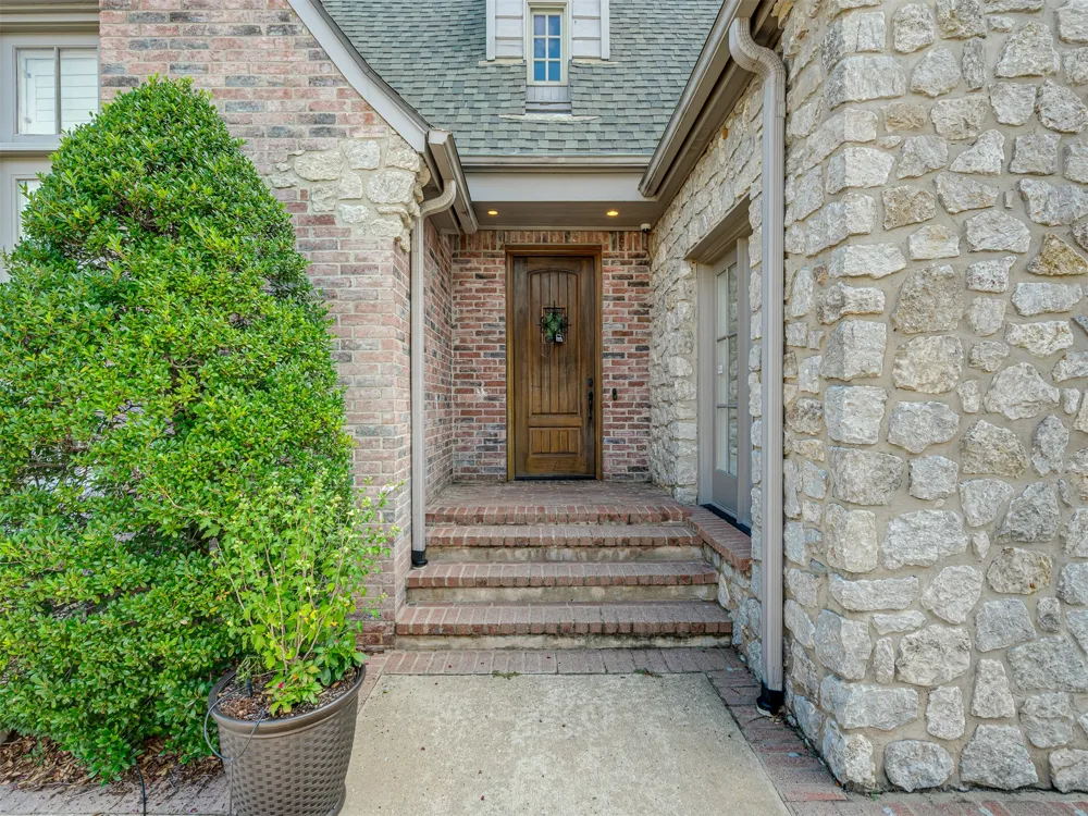 10137 S 77th EastPlace Jenks, OK 74133